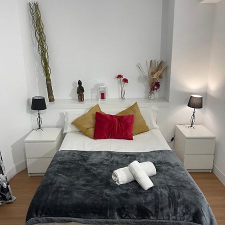 Resitur 709 Apartment Sevilla Bagian luar foto