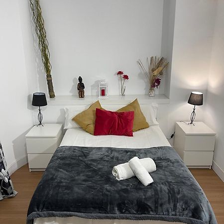 Resitur 709 Apartment Sevilla Bagian luar foto
