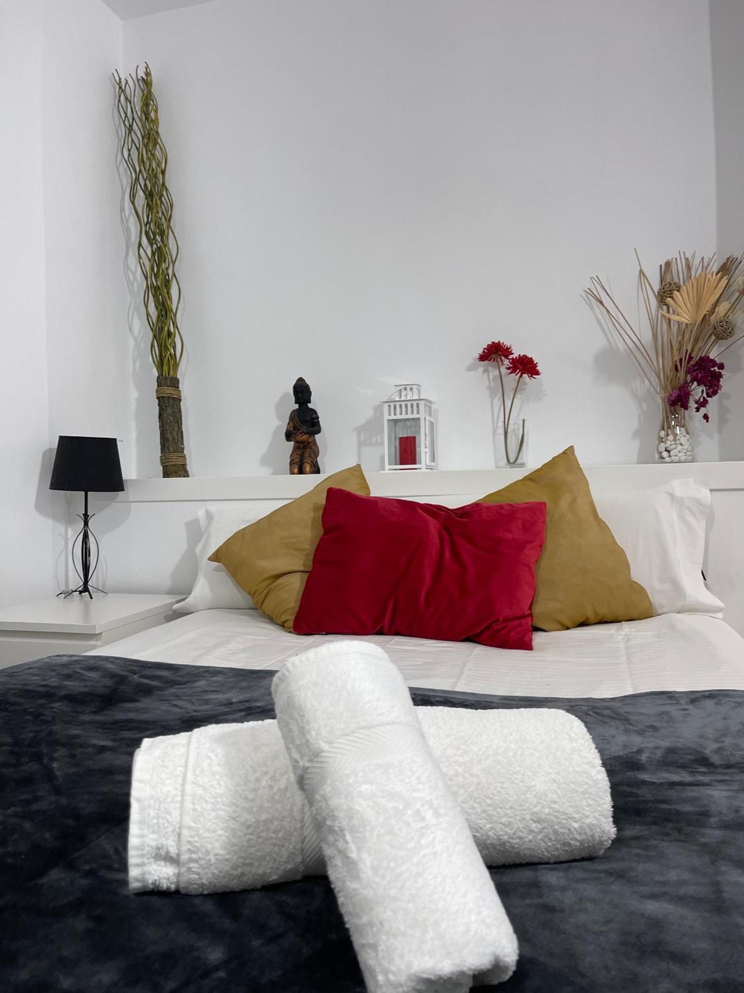 Resitur 709 Apartment Sevilla Bagian luar foto